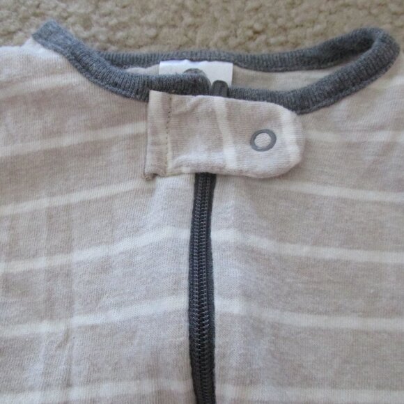Gerber Zip Front Footed Sleeper Boys Size Newborn Brown Striped Footie Pajamas - Picture 2 of 3